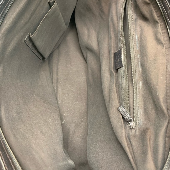 EMBOSSED leather GUCCI weekender - Picture 7 of 16